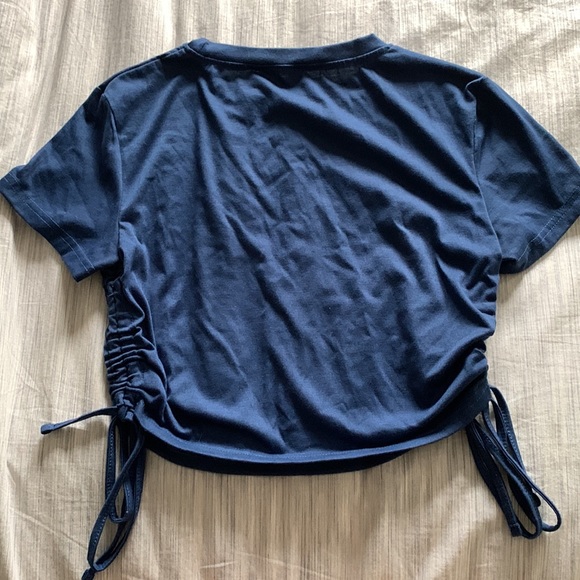 SHEIN Crop Top with Adjustable Ruching - Picture 2 of 4